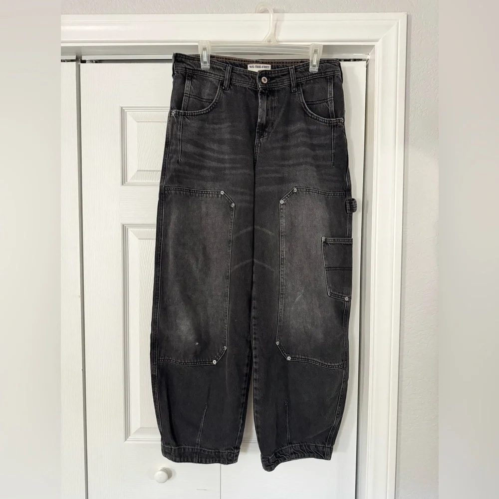 We The Free Loren High Rise Carpenter Barrel faded black jeans Free People - Picture 2 of 5